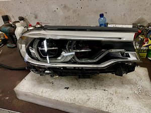 Esituli HELLA LED BMW 5 SERIES 2019 Right (G30, G31) (1 foto / 6)