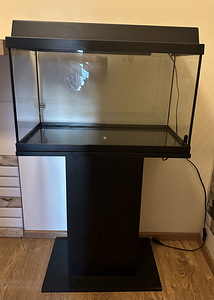 Akvaarium koos alusega/Aquarium with stand (1 foto / 1)