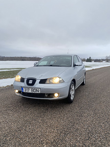 Seat Cordoba (1 foto / 5)