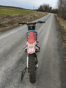 Honda CRF450 (6 фото из 10)