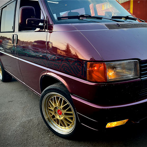 VW MULTIVAN (1 foto / 14)