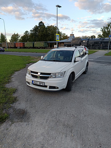 Dodge Journey R/T 7 kohta (2 foto / 10)