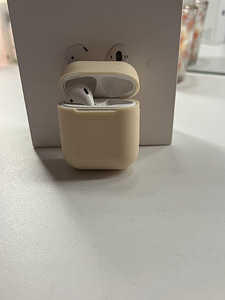 Apple airpods 1 (2 фото из 5)