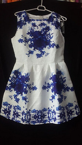 Uus kaunis kleit valge-sinine