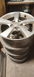 Mazda оригинал R16 (1 фото из 2)