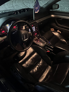 M/V Audi A4 B7 S-Line 3.0 quattro (7 foto / 9)
