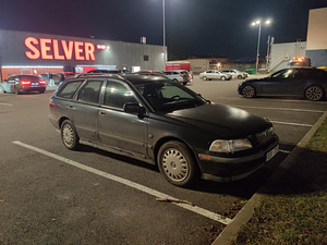 Volvo v40 1.6 77kw 1998 (5 foto / 6)