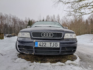Audi a4 b5 2.8 142kw quattro (4 foto / 6)