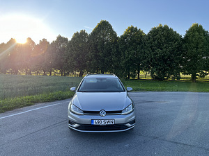 Volkswagen Golf (1 foto / 13)