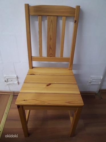 Деревянные столы и стулья (фото #2)