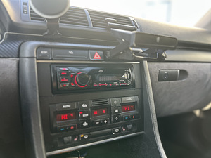 Audi A4 B6 1.9 TDI (8 foto / 10)