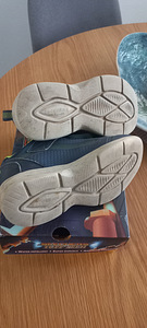 Skechers veekindlad tossud, suurus 30 (3 foto / 3)