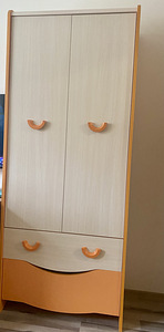 2 riidekappi 10 euro eest (2 foto / 5)