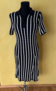 Tommy Hilfiger salendava efektiga kleit UUS, maksis 199€ (1 foto / 7)