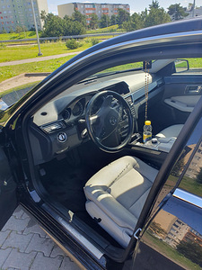 Mercedes-Benz E350 cdi 4Matic (7 foto / 7)
