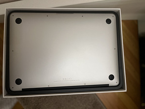 Macbook Air 13 / 2017 UUEVÄÄRNE VÄGA VÄHE KASUTATUD (3 foto / 5)