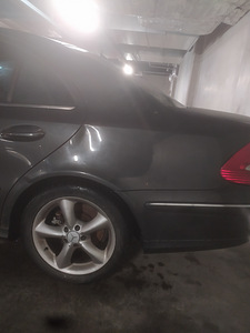 Mercedes-Benz e270tdi w211 (8 foto / 8)
