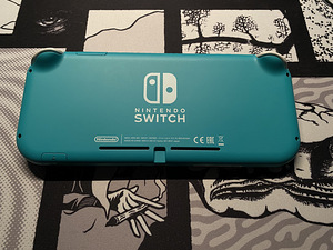 Nintendo Switch Lite + 32 ГБ SD (3 фото из 4)