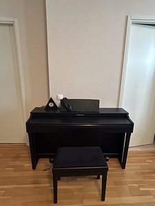 Klaver Yamaha CLP-625 (+tool ja kõrvaklapid) (2 foto / 5)