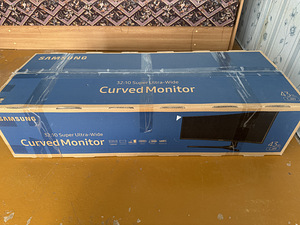 Samsung 43.4" C43J890 120Hz VA 3840x1200 3000:1 5ms (10 foto / 10)
