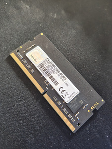 G.SKILL Ripjaws 8GB DDR4 2400MHz CL16 SODIMM (2 foto / 2)