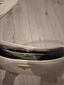 PRADA originaalkott (3 foto / 5)