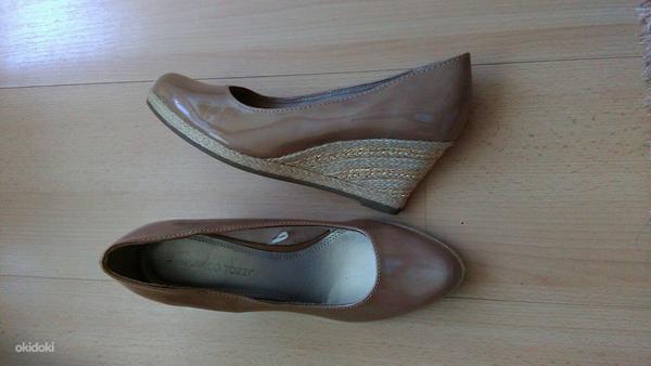 Новая женская обувь 40 размера (фото #1)