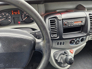Renault Trafic 2.0 84kw 210073 km (6 foto / 8)