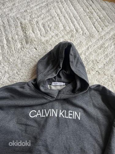 Серая толстовка Calvin Klein (фото #6)
