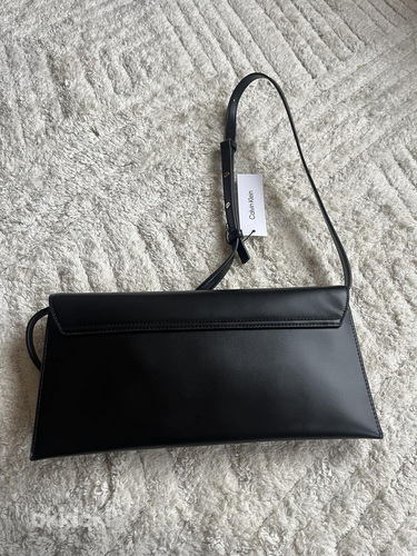 Кожаная черная сумочка Calvin Klein новая! (фото #8)