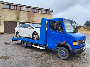 Эвакуатор Mercedes Benz Vario грузоподъемность 3300