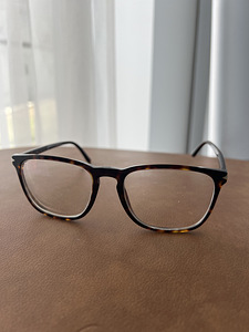 Giorgio Armani prilliraamid (1 foto / 4)