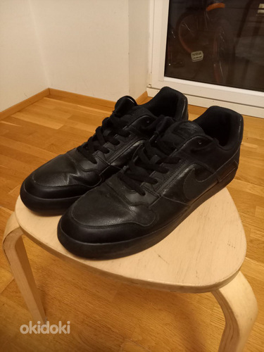Nike tossud 47.5 suurus