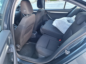Skoda Octavia LPG 1.0 tsi Aut (6 фото из 9)