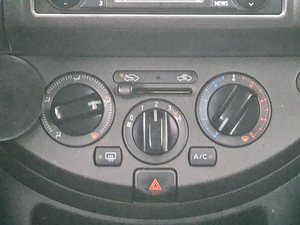 Nissan Note 2007 1.4 bensiin Tü 5/26 (12 foto / 15)