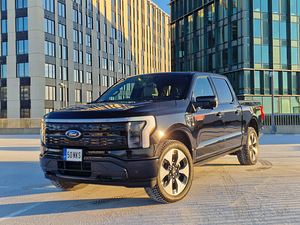 Ford F-150 Lightning Platinum Extended Range 131kwh 515km (2 foto / 5)