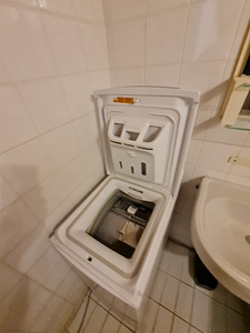Pesumasin Whirlpool 6 gen 1200 6kg (3 foto / 4)