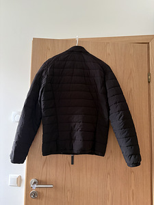 Куртка (3 фото из 3)