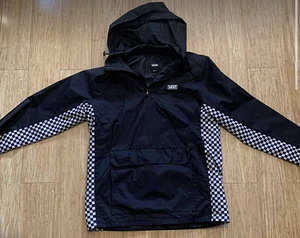 Оригинальная куртка Vans (1 фото из 2)