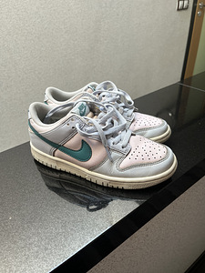 Nike Dunk (5 foto / 5)