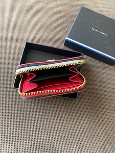 Guess, Tommy xs-s (5 foto / 10)