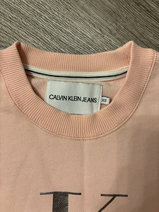 Calvin Klein кофта XS (3 фото из 4)