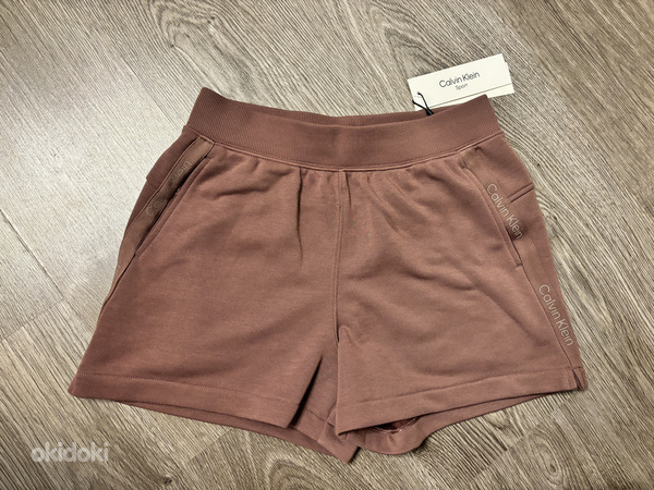 Calvin Klein шорты XS