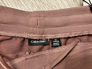 Calvin klein šortsid XS (2 foto / 2)