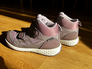 Viking GORE-TEX s.32 (2 foto / 5)
