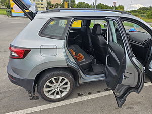 Skoda Karoq 2019 (6 foto / 10)