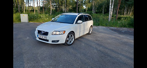 Продается volvo v50, 2.0 100kw (1 фото из 10)