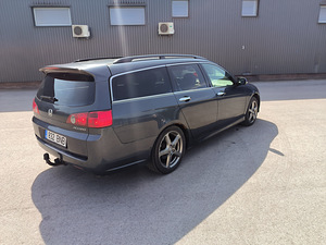 Honda Accord 2.2dcti (4 foto / 14)