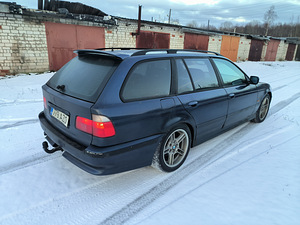 BMW 525d (2 фото из 8)