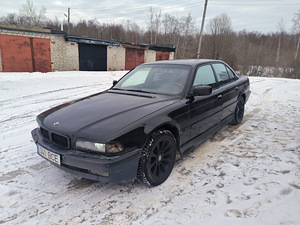 BMW 725 TDSA (1 фото из 7)